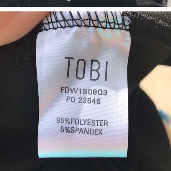 Tobi Sleeveless Square Neck Black Pleated Pocket Mini Skater Dress - Picture 7 of 7